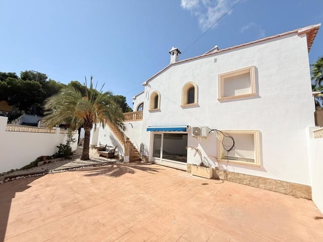 3 sypialnia Willa na sprzedaż w Casco Urbano, Teulada-Moraira z basenem - 895 000 € (Ref: 9872374)