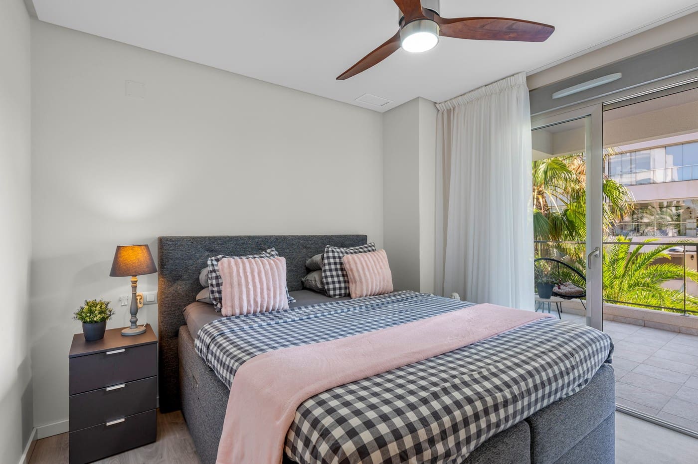 2 Zimmer Apartment zu verkaufen in Orihuela Costa mit Pool Garage - 229.000 € (Ref: 9889270)