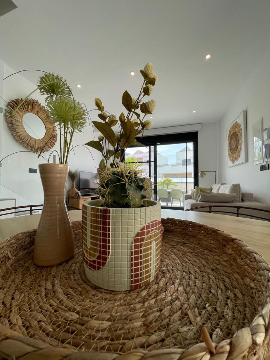 3 bedroom Villa for sale in Benijofar - € 469,000 (Ref: 9889272)