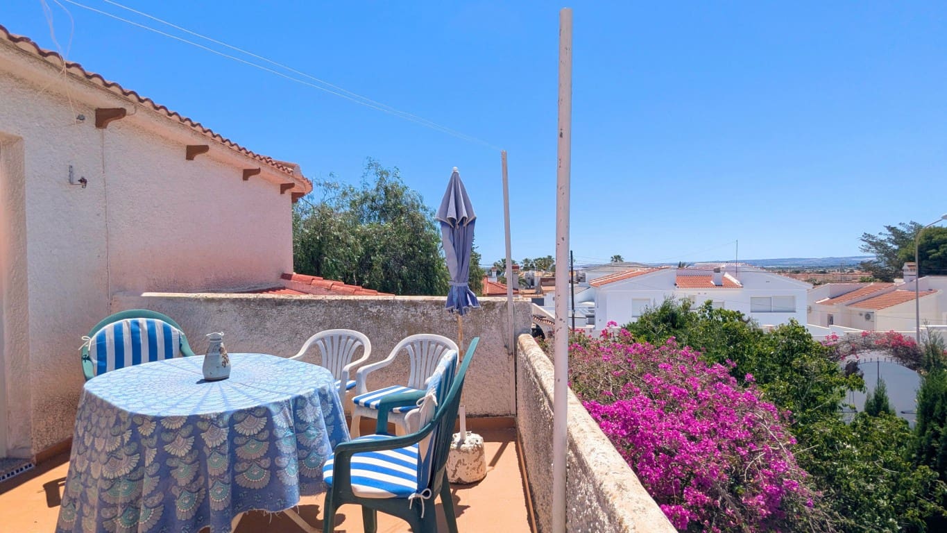 4 chambre Villa/Maison à vendre à Ciudad Quesada avec piscine - 385 000 € (Ref: 9889273)