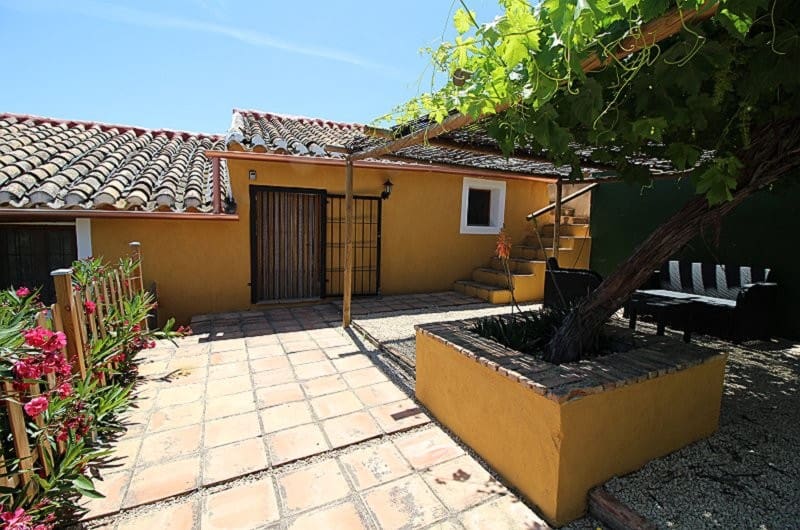 10 soverom Finca/Herregård til salgs i Cehegin med svømmebasseng - € 395 000 (Ref: 9889275)