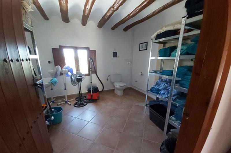 10 soverom Finca/Herregård til salgs i Cehegin med svømmebasseng - € 395 000 (Ref: 9889275)
