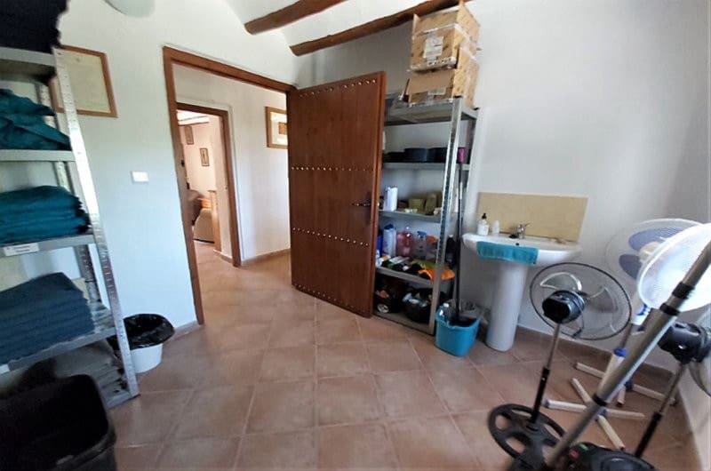 10 soverom Finca/Herregård til salgs i Cehegin med svømmebasseng - € 395 000 (Ref: 9889275)