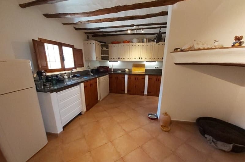 10 soverom Finca/Herregård til salgs i Cehegin med svømmebasseng - € 395 000 (Ref: 9889275)