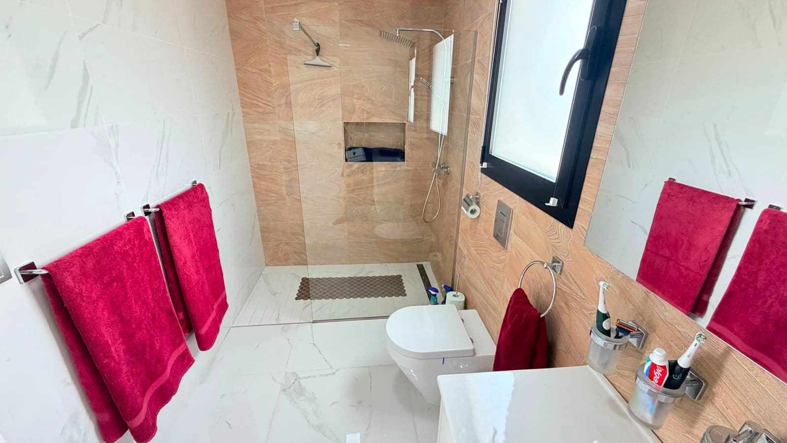 3 bedroom Villa for sale in Los Montesinos with pool - € 425,000 (Ref: 9898383)