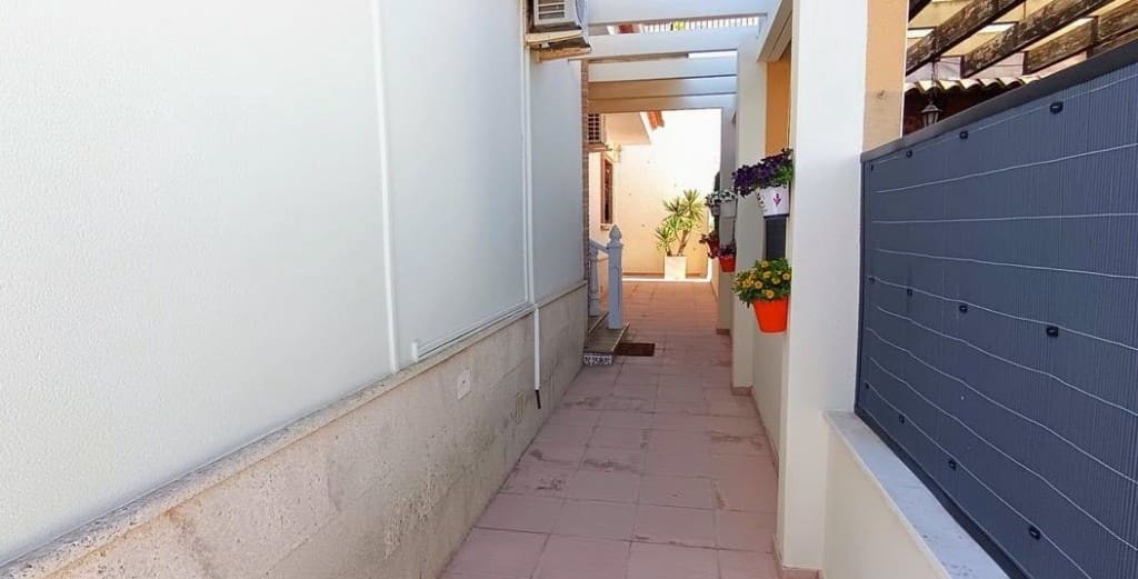 3 Zimmer Villa zu verkaufen in Bigastro mit Pool - 275.000 € (Ref: 9898385)