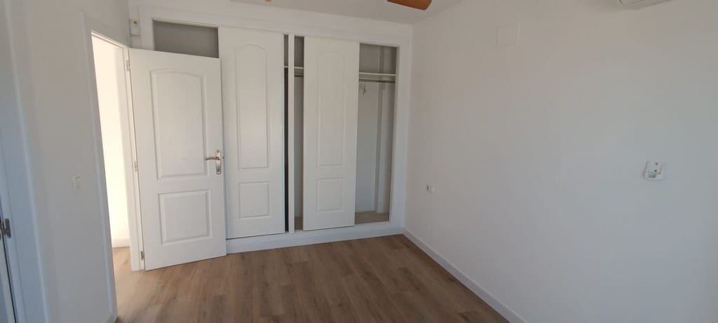 3 chambre Villa/Maison à vendre à El Campello avec piscine garage - 649 900 € (Ref: 9908924)
