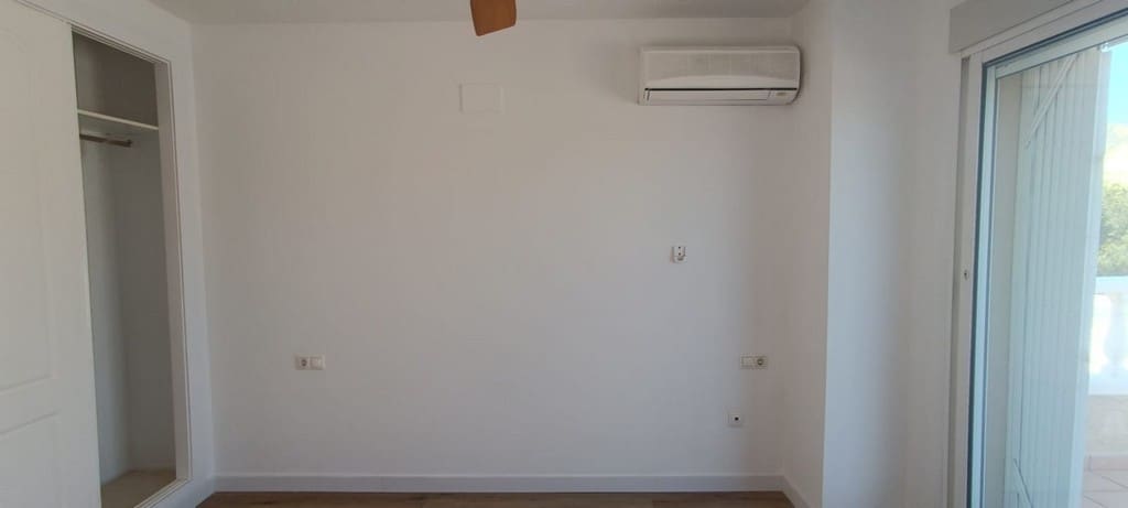 3 chambre Villa/Maison à vendre à El Campello avec piscine garage - 649 900 € (Ref: 9908924)