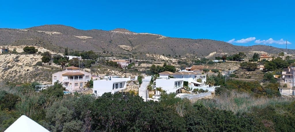 3 chambre Villa/Maison à vendre à El Campello avec piscine garage - 649 900 € (Ref: 9908924)