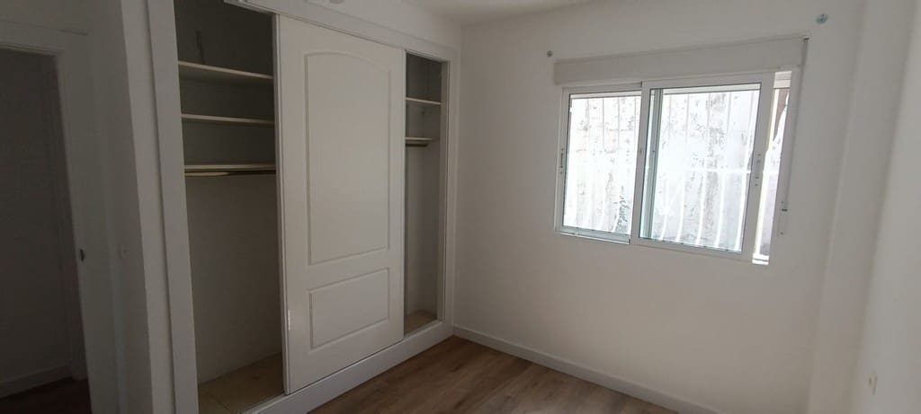 3 chambre Villa/Maison à vendre à El Campello avec piscine garage - 649 900 € (Ref: 9908924)