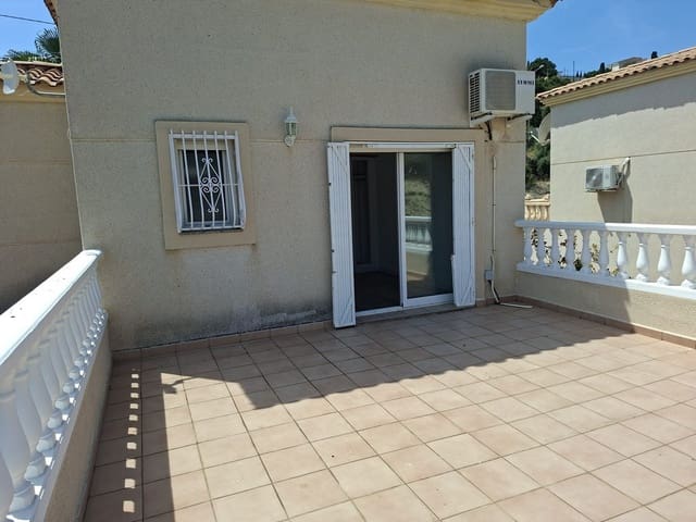 3 sypialnia Willa na sprzedaż w El Campello z basenem garażem - 649 900 € (Ref: 9908924)