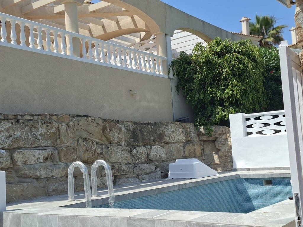 3 chambre Villa/Maison à vendre à El Campello avec piscine garage - 649 900 € (Ref: 9908924)