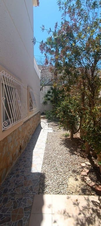 3 chambre Villa/Maison à vendre à El Campello avec piscine garage - 649 900 € (Ref: 9908924)