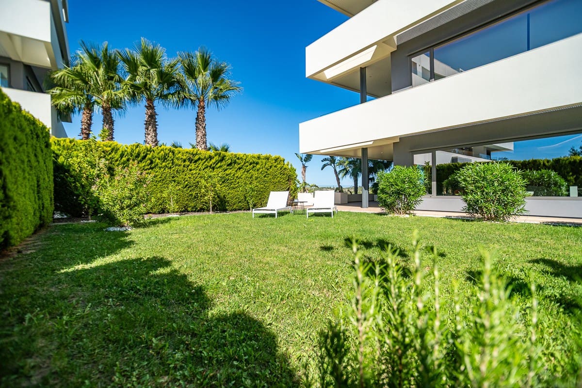 3 soveværelse Lejlighed til salg i Las Colinas Golf med swimmingpool - € 895.000 (Ref: 9981465)