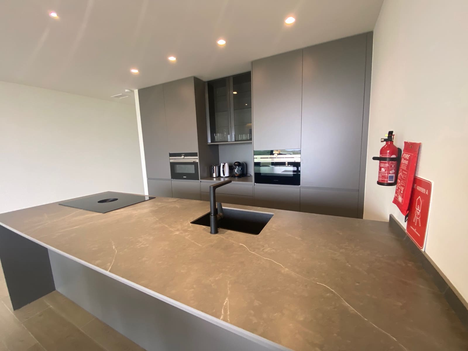 2 soveværelse Lejlighed til salg i Las Colinas Golf med swimmingpool - € 475.000 (Ref: 9981473)