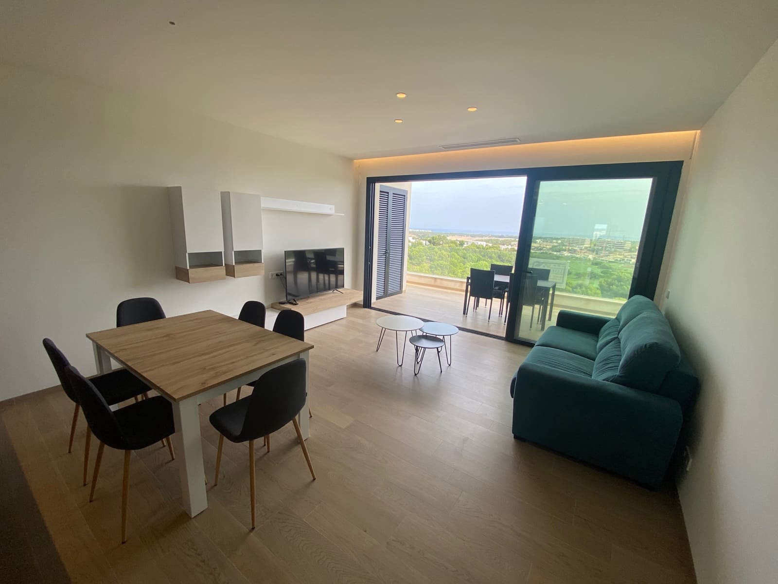 2 soveværelse Lejlighed til salg i Las Colinas Golf med swimmingpool - € 475.000 (Ref: 9981473)