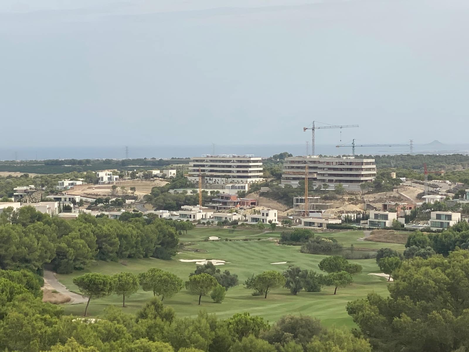 2 soveværelse Lejlighed til salg i Las Colinas Golf med swimmingpool - € 475.000 (Ref: 9981473)