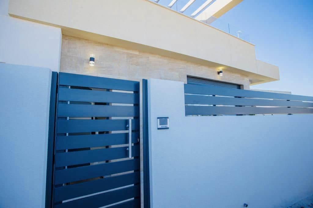 3 bedroom Villa for sale in Los Montesinos with pool - € 346,900 (Ref: 7934691)