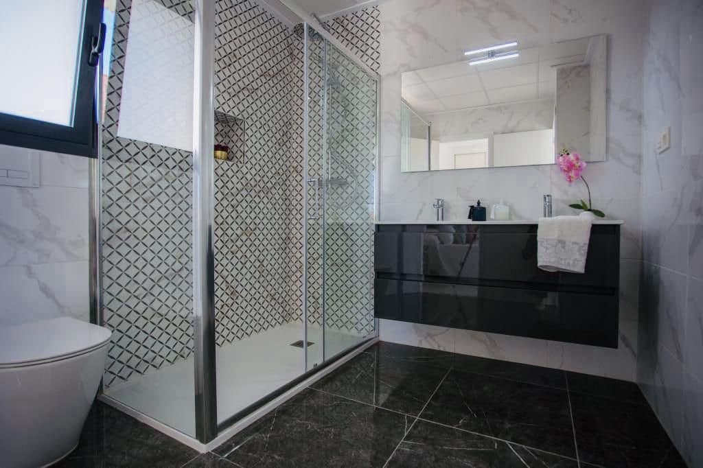 3 bedroom Villa for sale in Los Montesinos with pool - € 346,900 (Ref: 7934691)