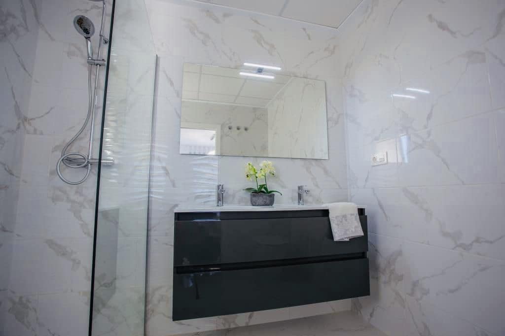 3 bedroom Villa for sale in Los Montesinos with pool - € 346,900 (Ref: 7934691)