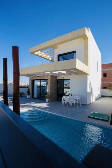 3 bedroom Villa for sale in Los Montesinos with pool - € 346,900 (Ref: 7934691)