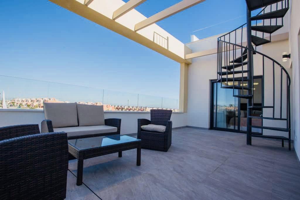 3 bedroom Villa for sale in Los Montesinos with pool - € 346,900 (Ref: 7934691)