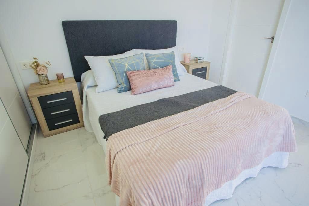 3 bedroom Villa for sale in Los Montesinos with pool - € 346,900 (Ref: 7934691)