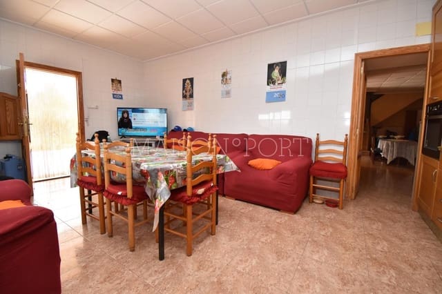 7 bedroom Villa for sale in Elche / Elx - € 290,000 (Ref: 7934698)