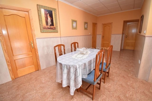 7 bedroom Villa for sale in Elche / Elx - € 290,000 (Ref: 7934698)