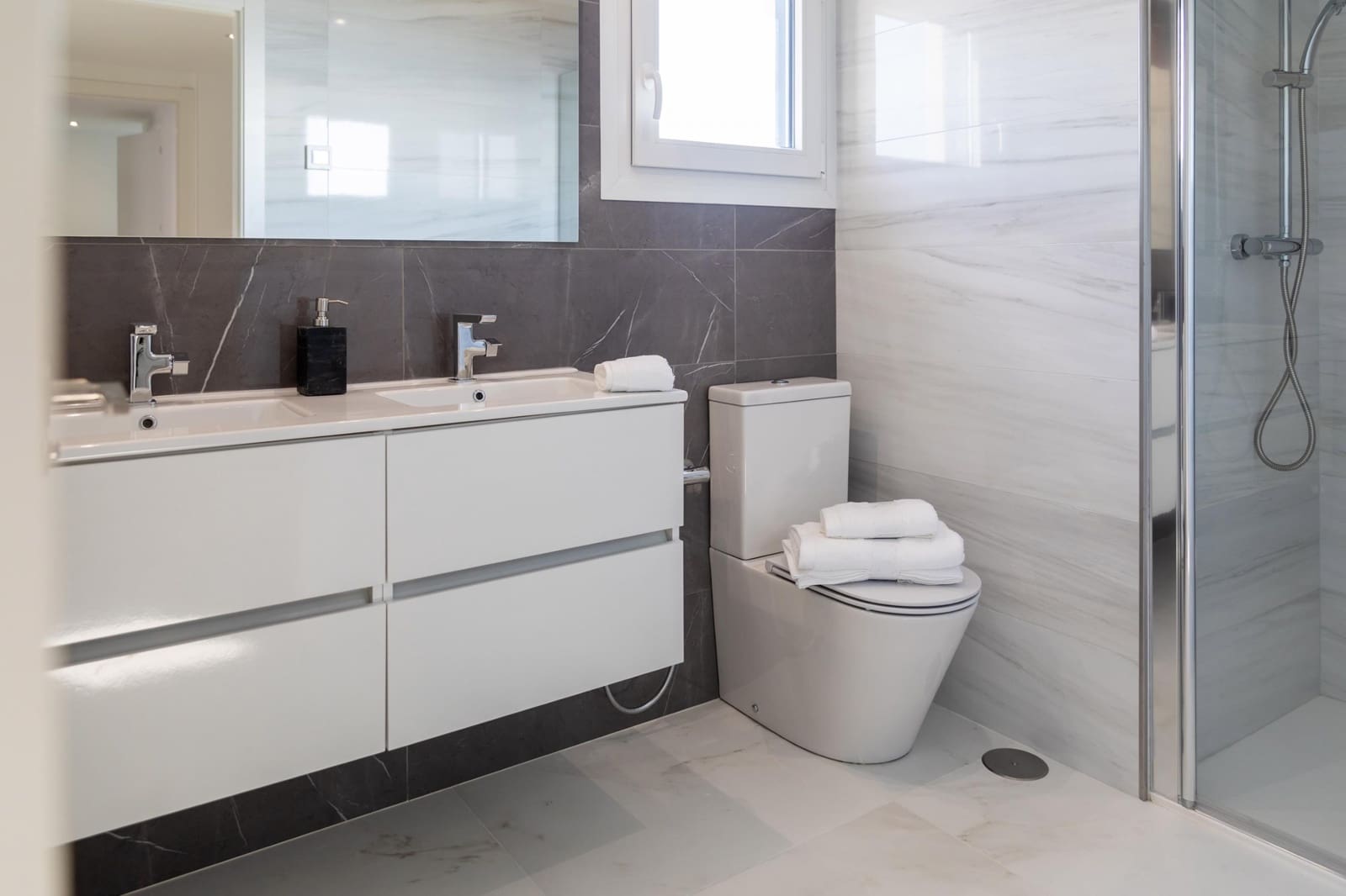 2 soveværelse Lejlighed til salg i Torrevieja - € 399.000 (Ref: 7934713)