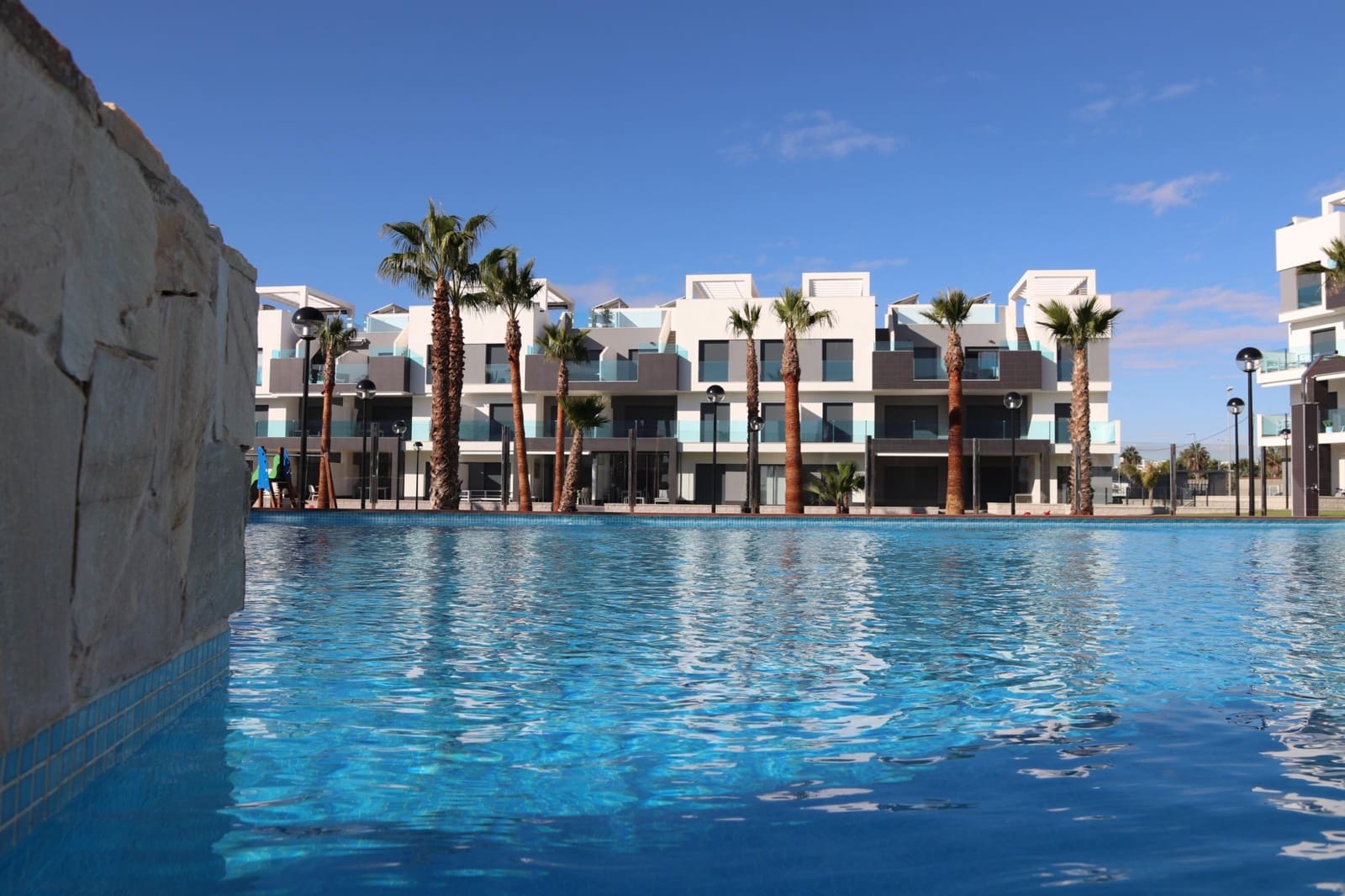 2 quarto Apartamento para venda em Guardamar del Segura com piscina - 211 000 € (Ref: 7934740)