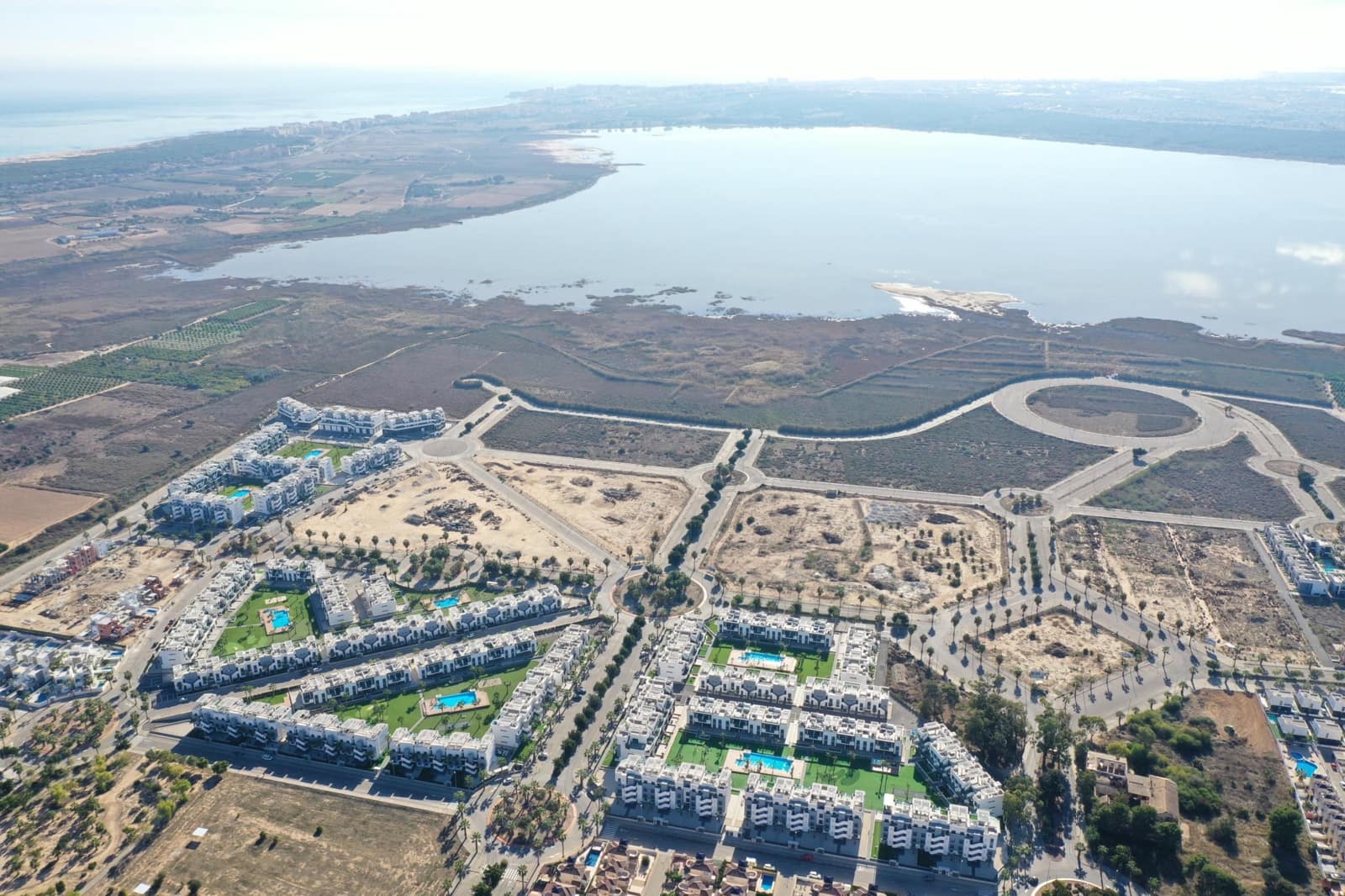 2 quarto Apartamento para venda em Guardamar del Segura com piscina - 211 000 € (Ref: 7934740)