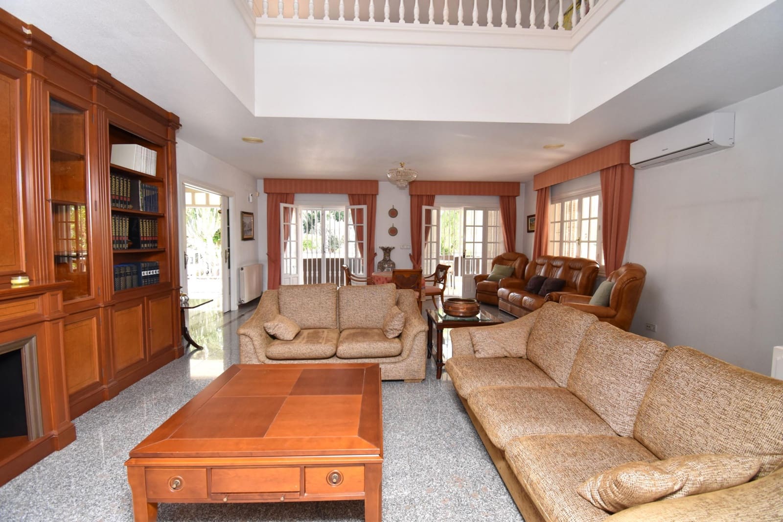 6 sypialnia Willa na sprzedaż w Santa Pola - 1 400 000 € (Ref: 7934776)