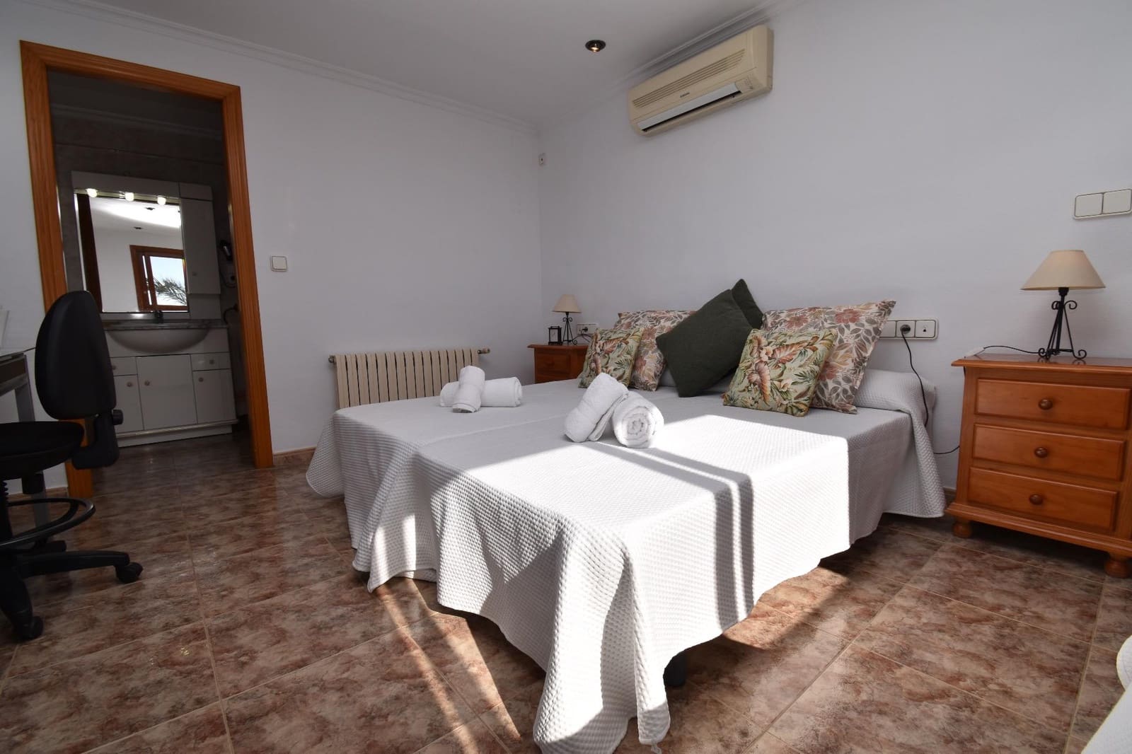 7 soveværelse Villa til salg i Elche / Elx med swimmingpool garage - € 750.000 (Ref: 8063958)