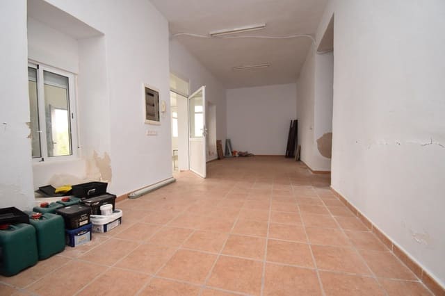 5 bedroom Finca/Country House for sale in Matola, Elche / Elx with garage - € 275,000 (Ref: 8263149)
