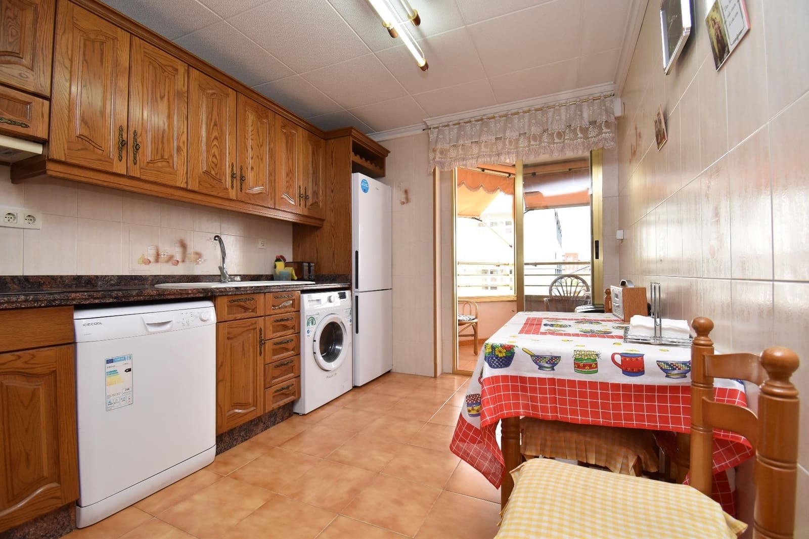 3 bedroom Flat for sale in Santa Pola with pool - € 360,000 (Ref: 8352138)