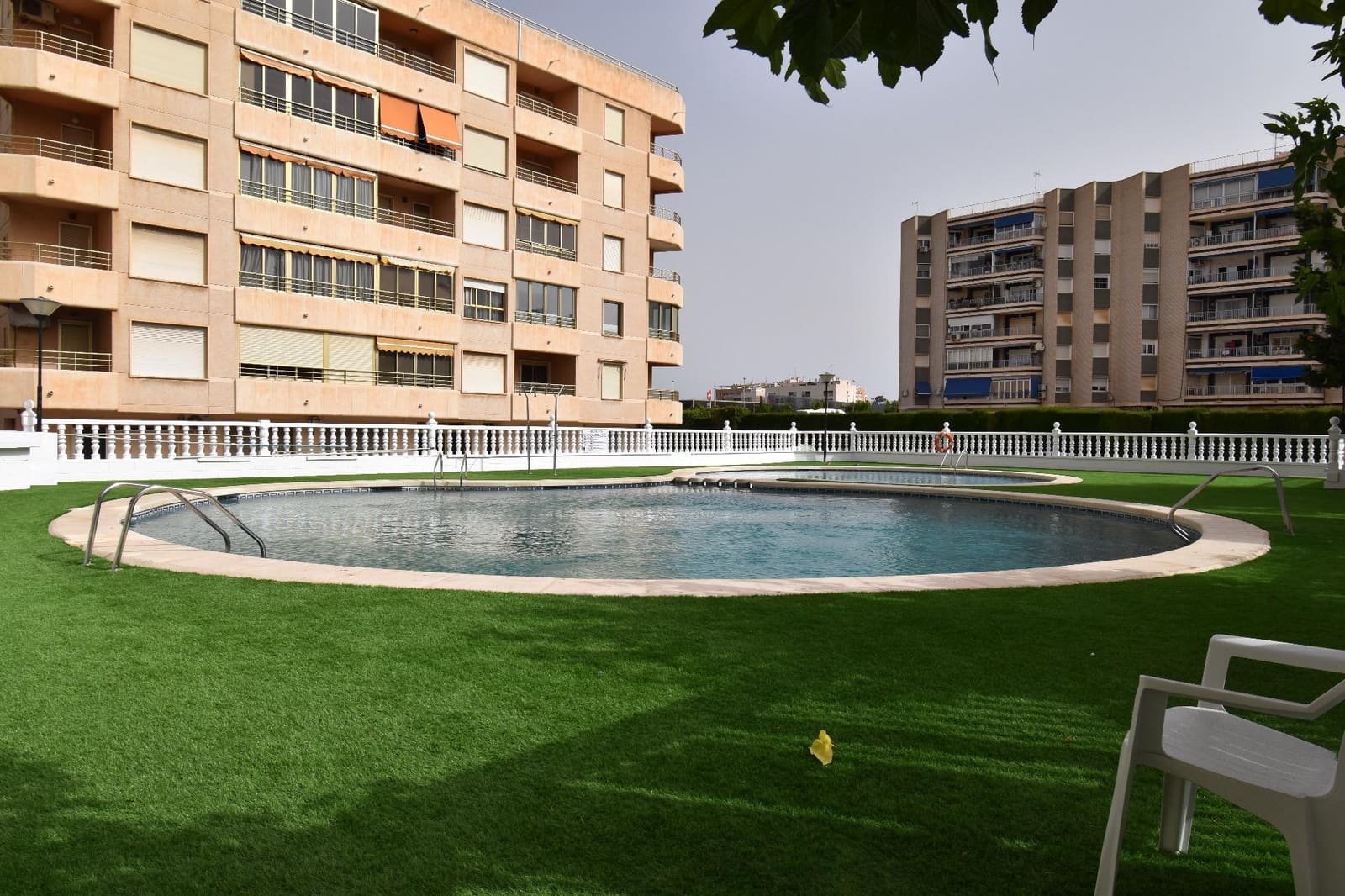 3 bedroom Flat for sale in Santa Pola with pool - € 360,000 (Ref: 8352138)