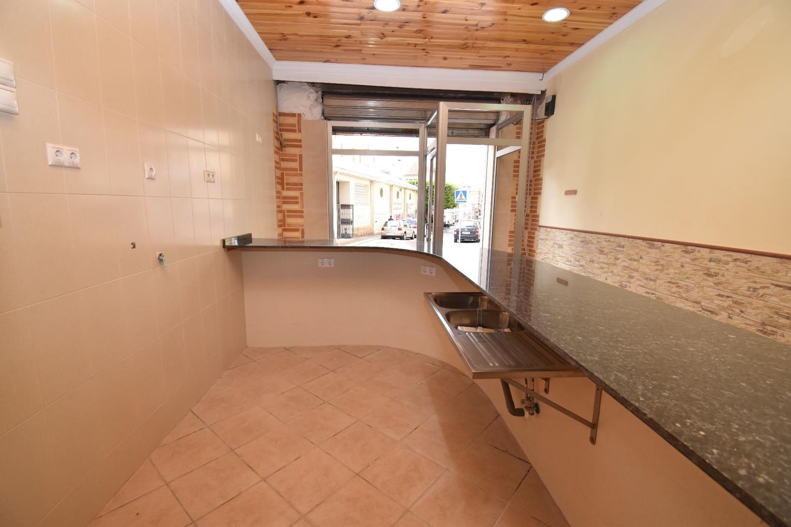 Erhverv til salg i Santa Pola - € 105.000 (Ref: 8533968)