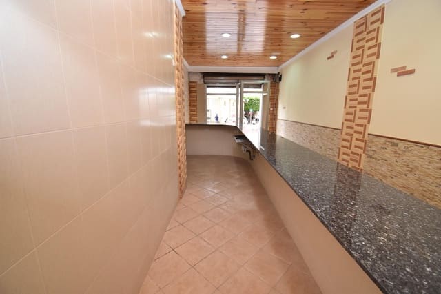 Kommersiell til salgs i Playa Levante, Santa Pola - € 105 000 (Ref: 8533968)