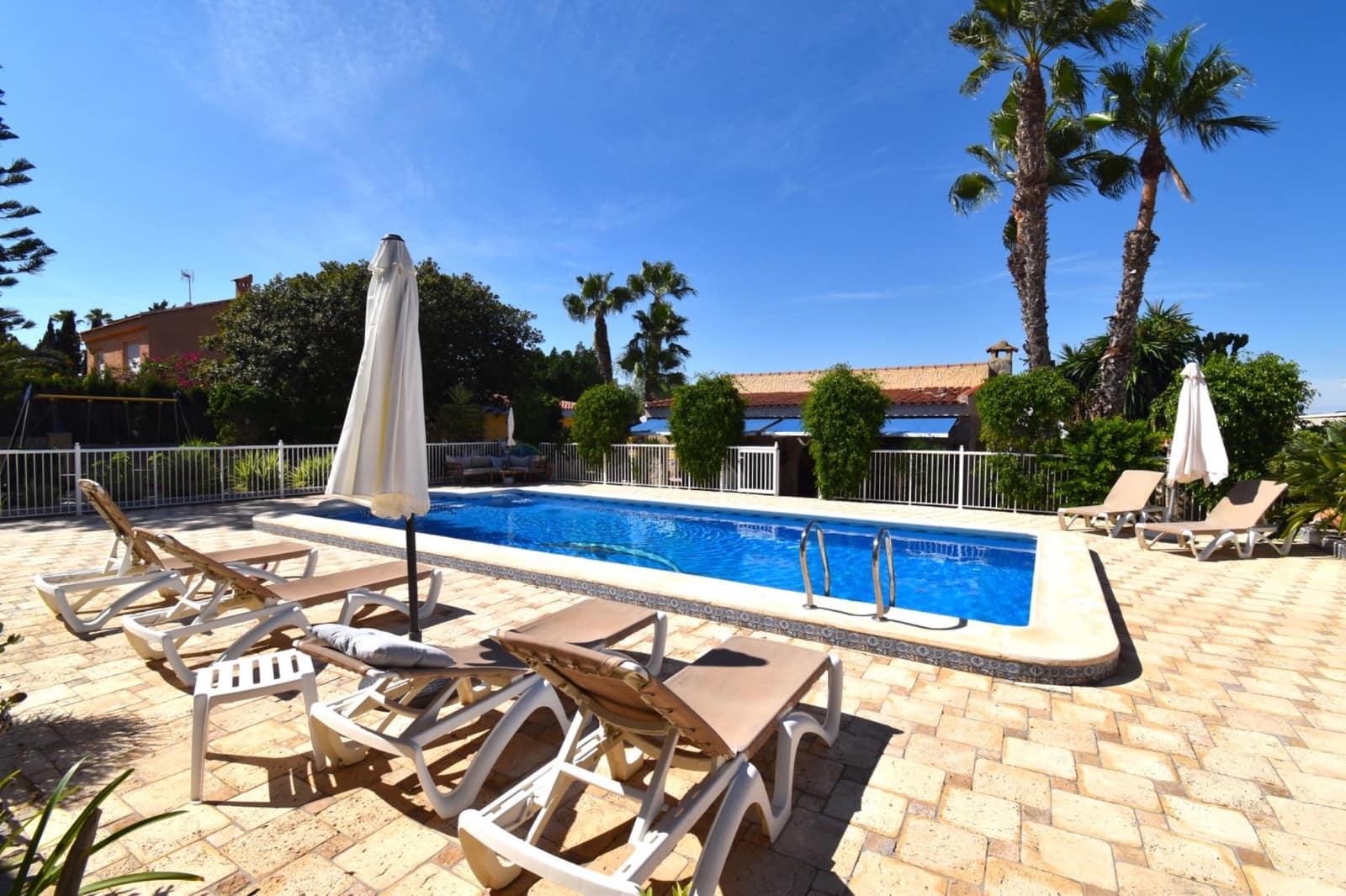 5 soverom Villa til salgs i Santa Pola med svømmebasseng - € 1 175 000 (Ref: 8549485)