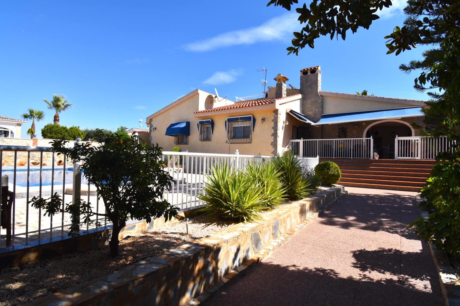 5 soverom Villa til salgs i Santa Pola med svømmebasseng - € 1 175 000 (Ref: 8549485)