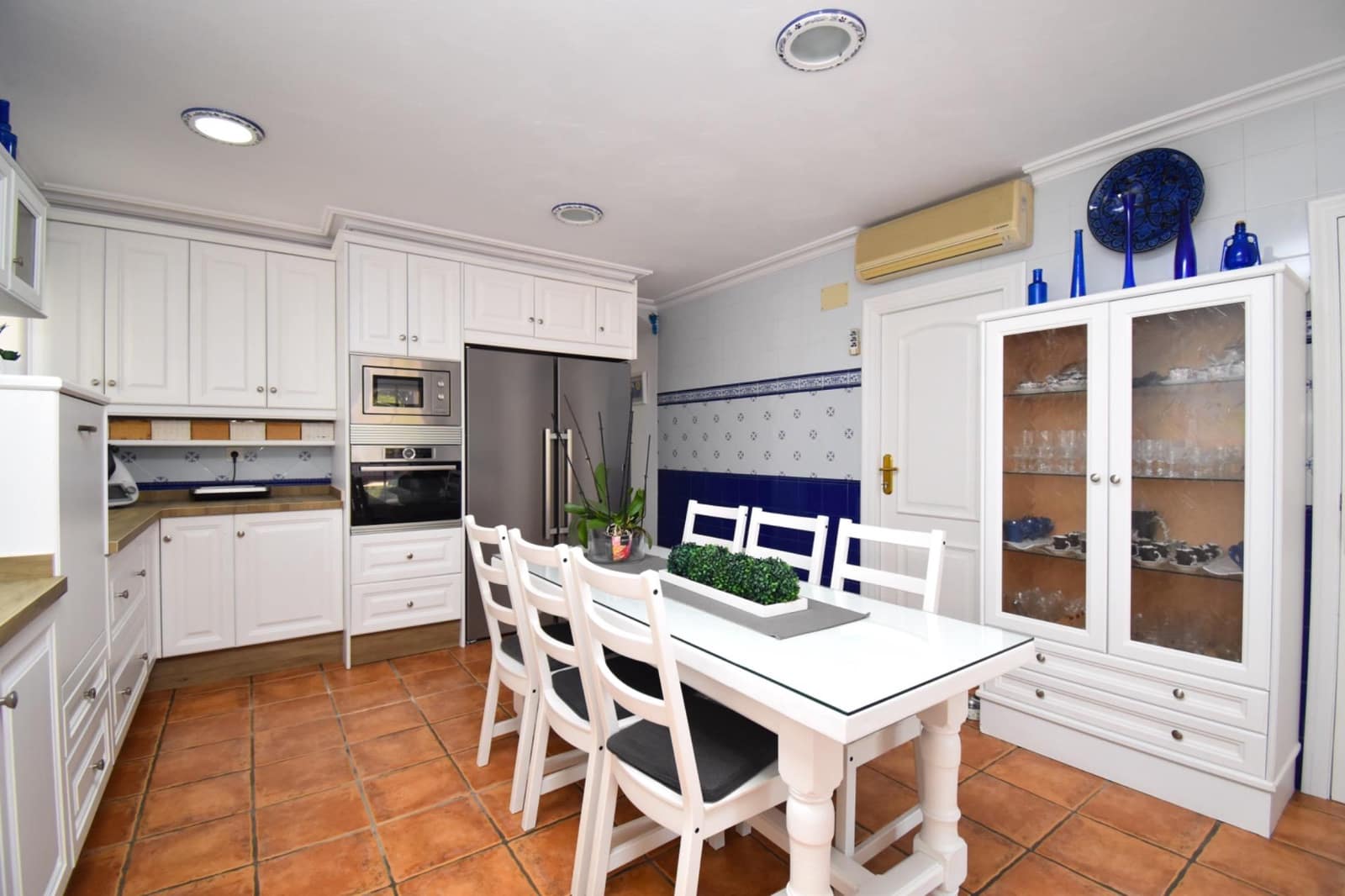 5 soverom Villa til salgs i Santa Pola med svømmebasseng - € 1 175 000 (Ref: 8549485)