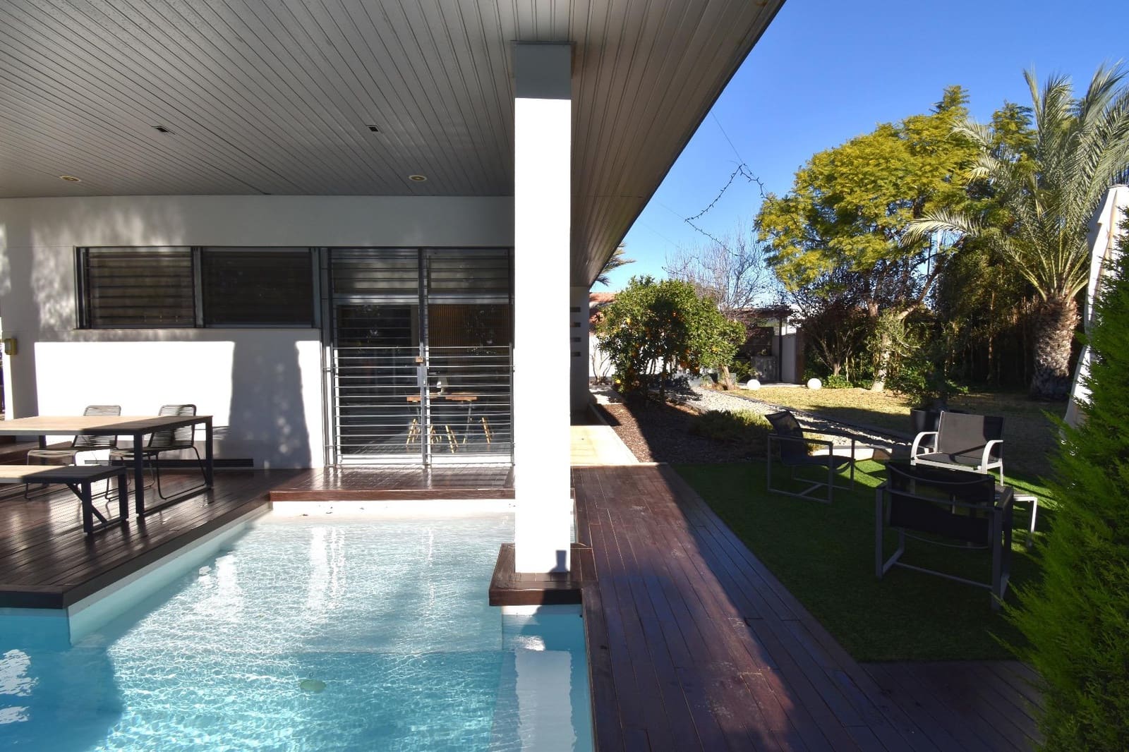 4 quarto Moradia para venda em Valverde com piscina garagem - 998 000 € (Ref: 8624284)