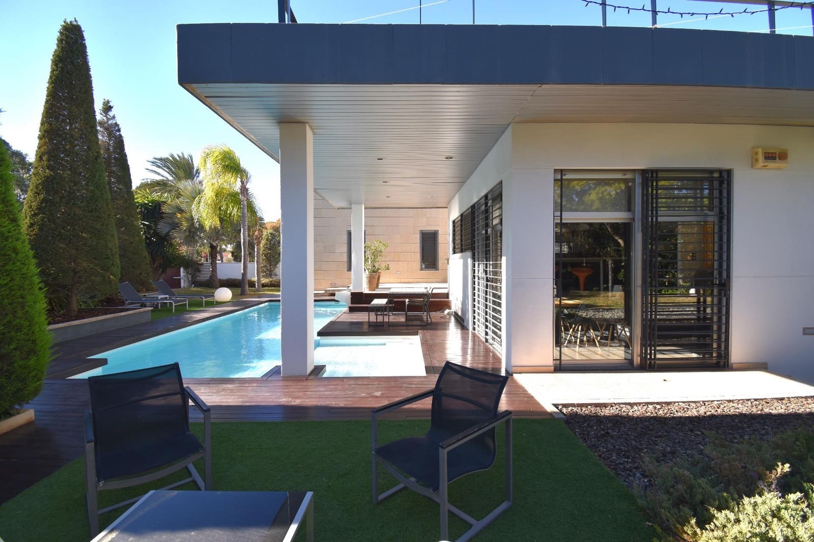 4 quarto Moradia para venda em Valverde com piscina garagem - 998 000 € (Ref: 8624284)