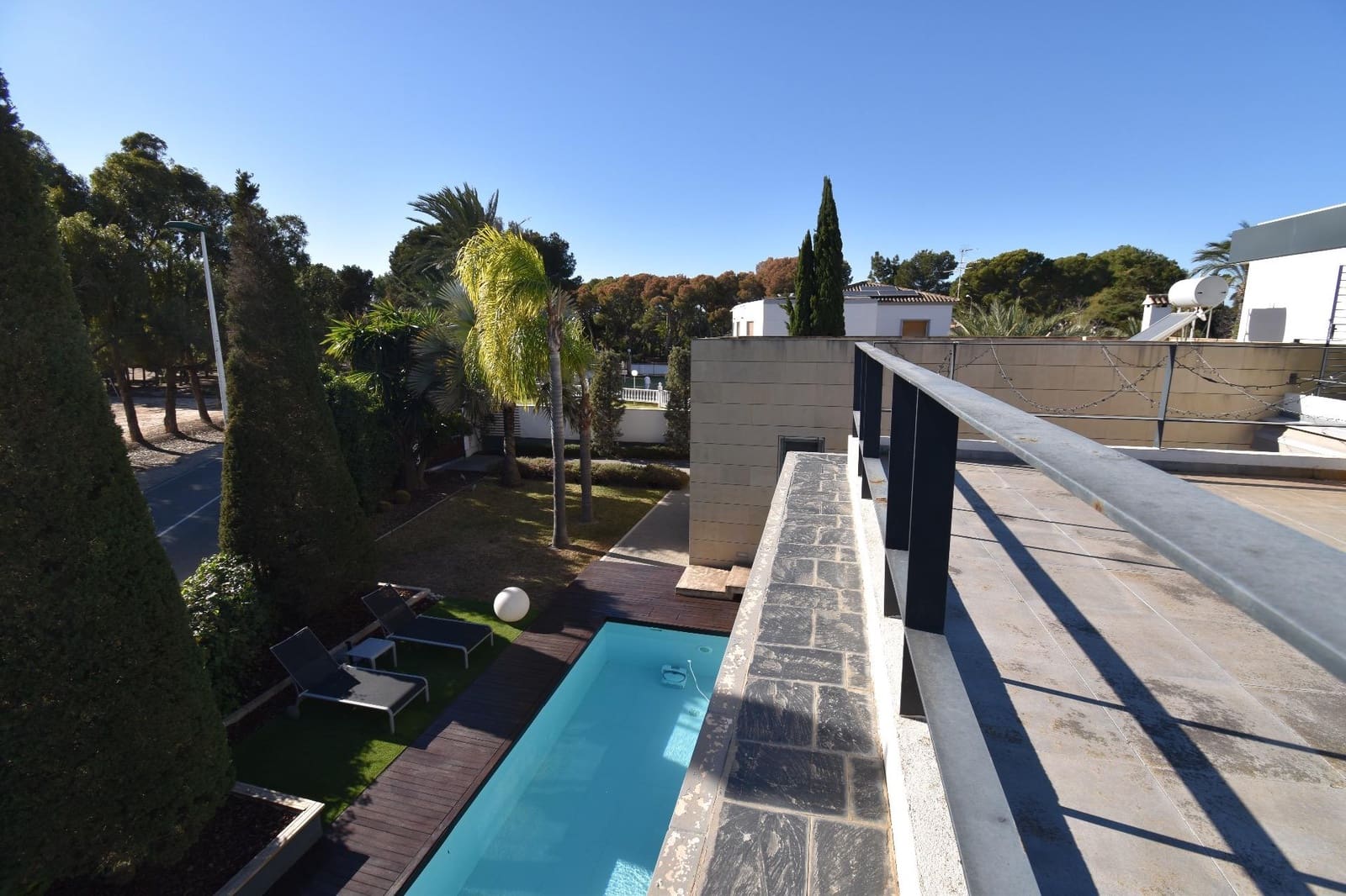 4 quarto Moradia para venda em Valverde com piscina garagem - 998 000 € (Ref: 8624284)