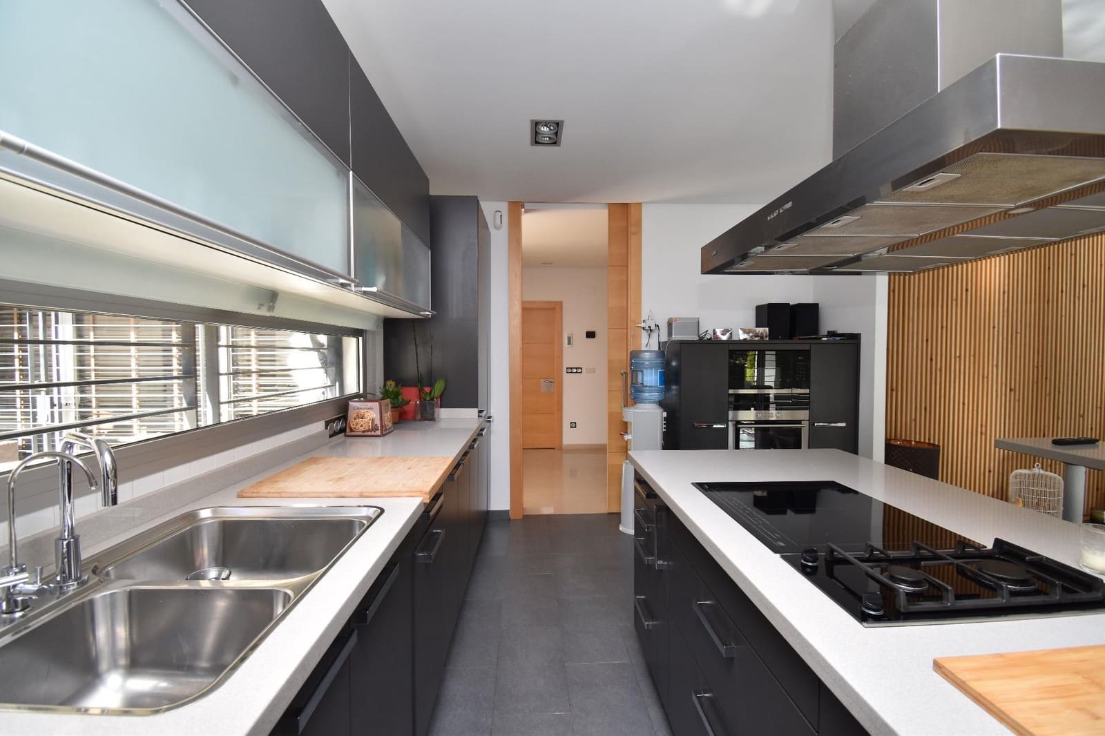 4 quarto Moradia para venda em Valverde com piscina garagem - 998 000 € (Ref: 8624284)