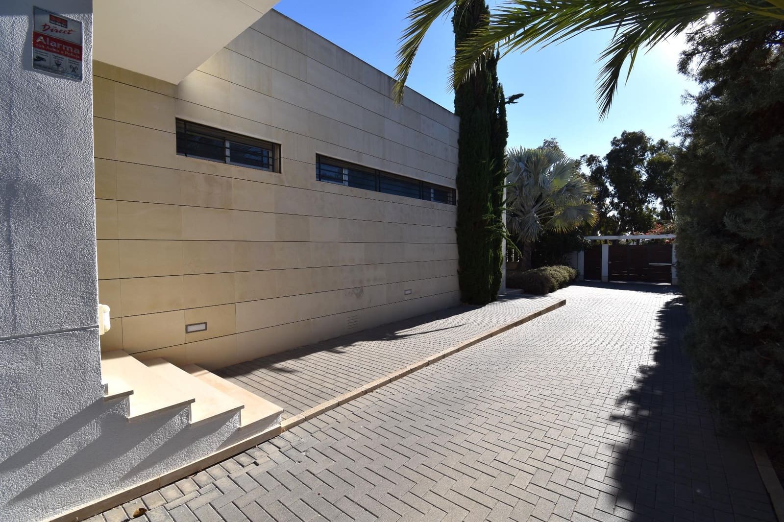 4 quarto Moradia para venda em Valverde com piscina garagem - 998 000 € (Ref: 8624284)