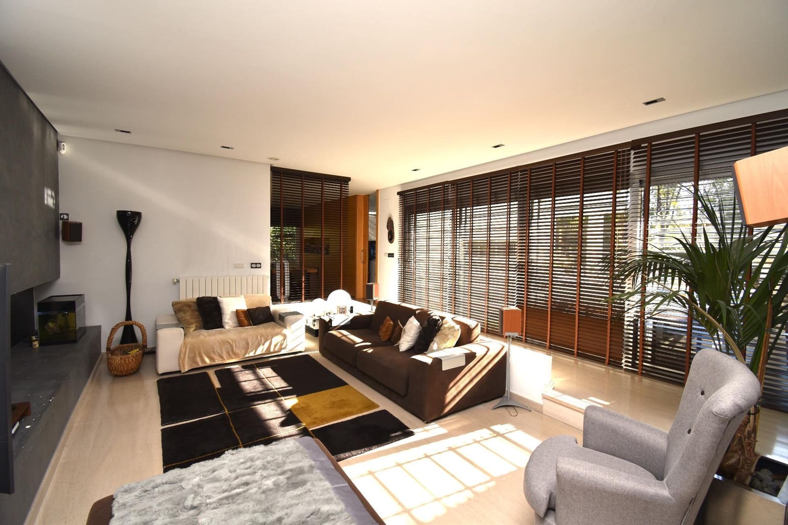 4 quarto Moradia para venda em Valverde com piscina garagem - 998 000 € (Ref: 8624284)