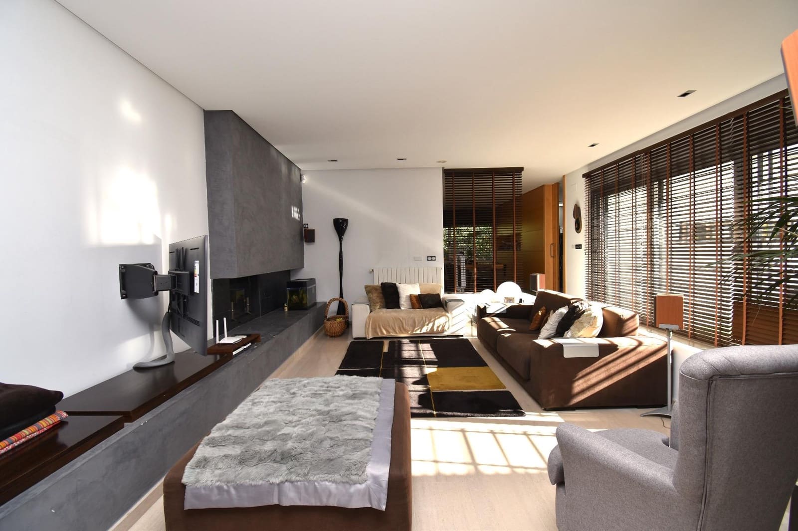 4 quarto Moradia para venda em Valverde com piscina garagem - 998 000 € (Ref: 8624284)