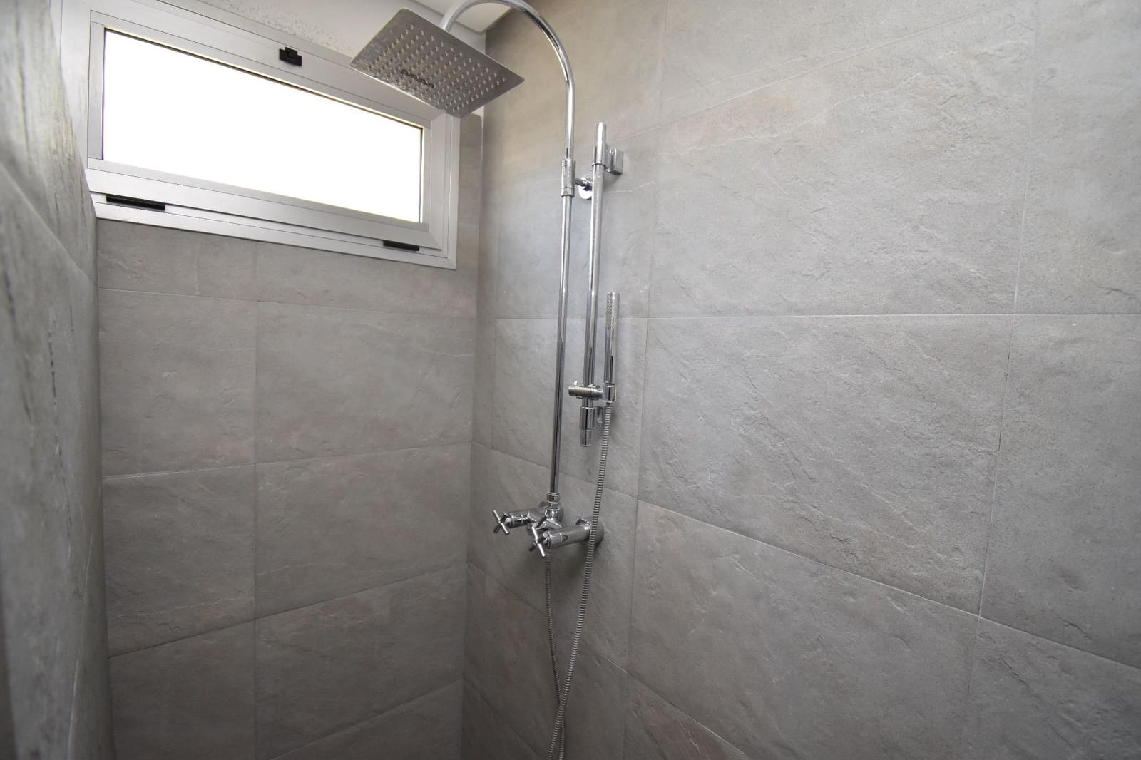 4 quarto Moradia para venda em Valverde com piscina garagem - 998 000 € (Ref: 8624284)